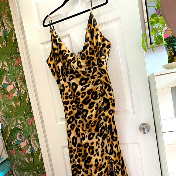 Forever 21 | Dresses | Adjustable Leopard Print Maxi Dress | Poshmark